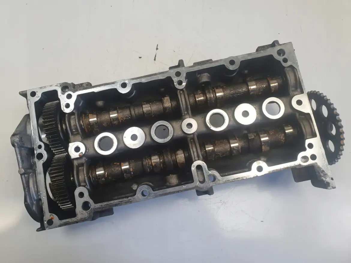 Fiat Doblo II 1.3 M-JET WAŁKI ROZRZĄDU Pokrywa zaworów 55209068