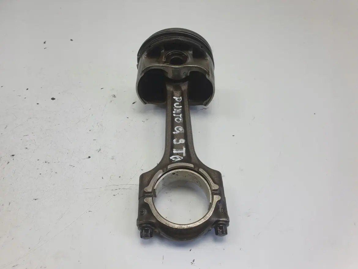 Fiat Punto 0.9 T TwinAir TŁOK KORBOWÓD