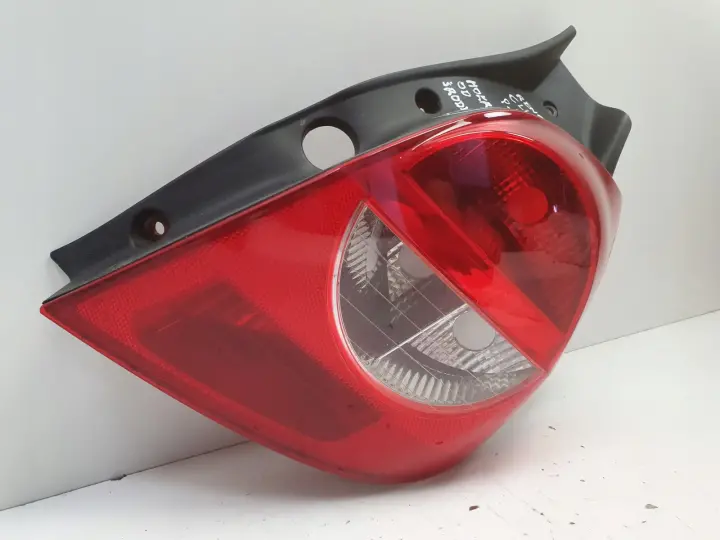Renault Clio III HB 05-09r TYLNA LAMPA PRAWA prawy tył pasażera 89035080
