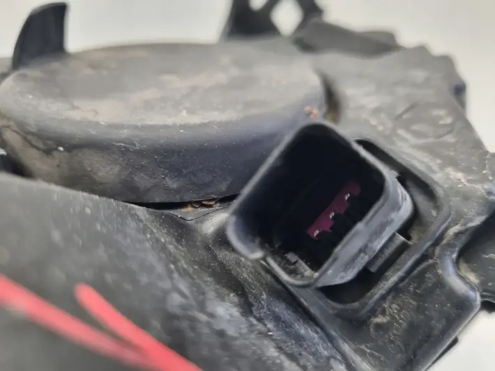 Renault Megane III LIFT PRZEDNIA LAMPA LEWA lewy przód EUROPA 260605817R