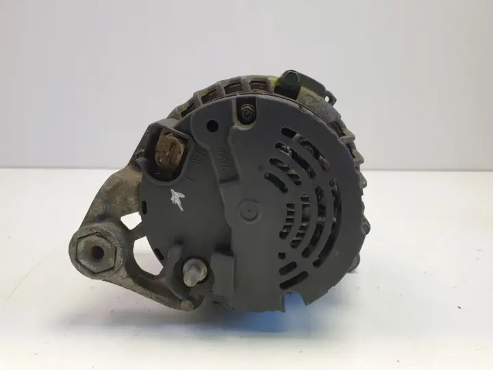 Audi A4 B6 2.0 FSI ALTERNATOR valeo