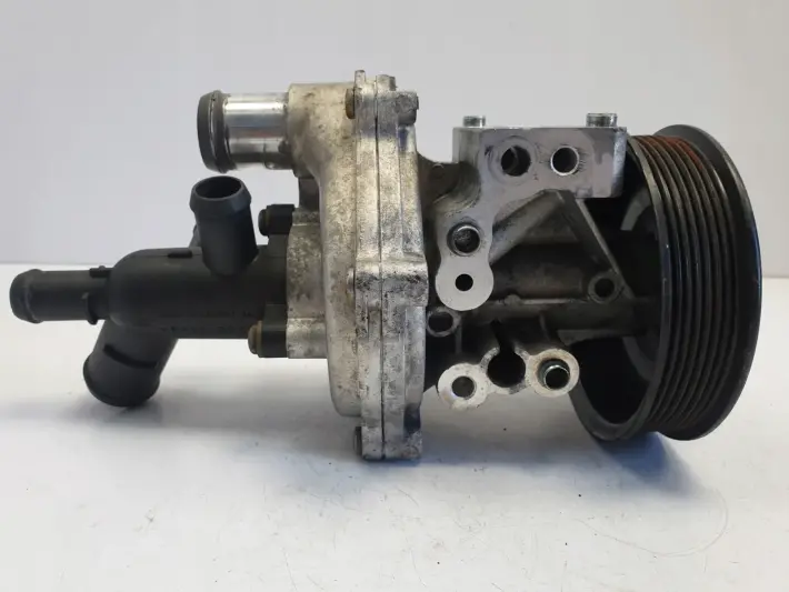 Ford Transit MK6 2.4 TDDI POMPA WODY YC1Q-8A544-AC