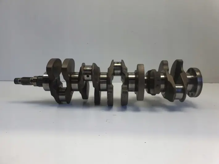 Volvo XC90 2.4 D5 163 KM WAŁ KORBOWY