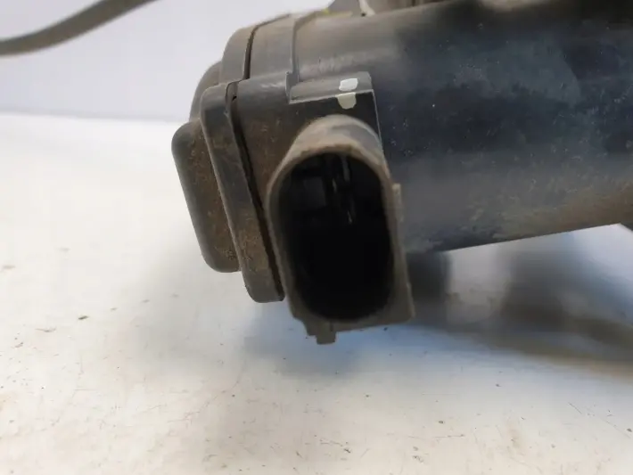 Santa Fe IV 2.2 CRDI LEWY TYLNY ZACISH HAMULCOWY