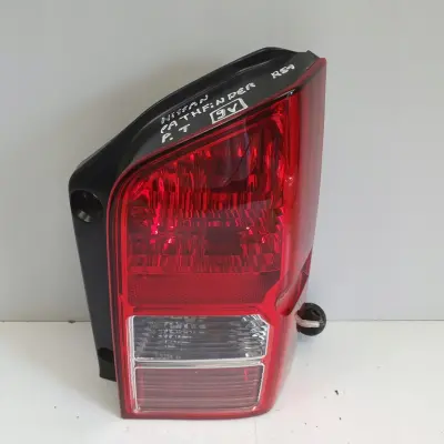 Nissan Pathfinder R51 LIFT 10-14r TYLNIA TYLNA LAMPA PRAWA prawy tył