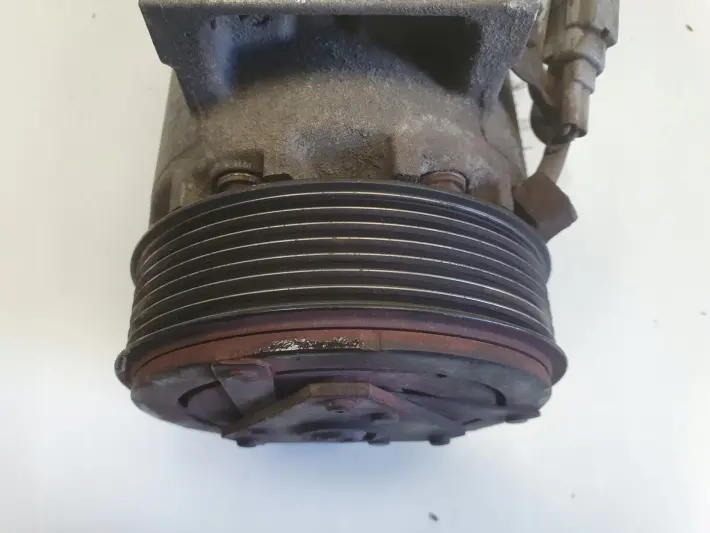 Renault Clio IV 0.9 TCe SPRĘŻARKA KLIMATYZACJI pompa 926000217R