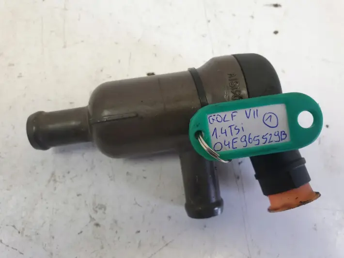 VW Golf VII 1.4 TSI DODATKOWA POMPA WODY 04E965529B