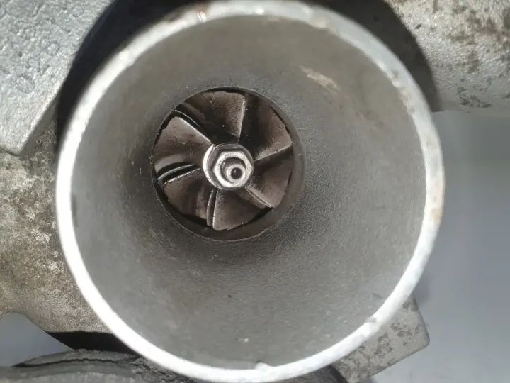 Opel Astra II G 1.7 DTI TURBOSPRĘŻARKA turbo 897185-2412
