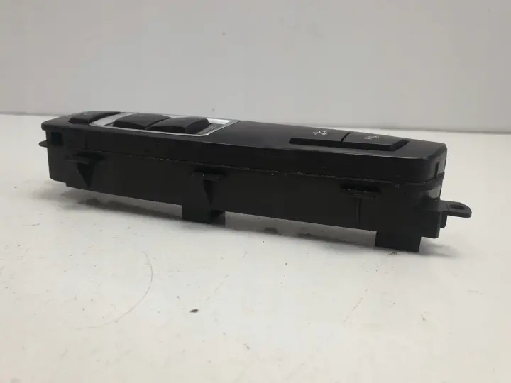 4cf25272de8af7ba22c15a1128e6d062