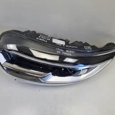 Renault Kadjar PRZEDNIA LAMPA LEWA lewy przód LED EUROPA 260600479R