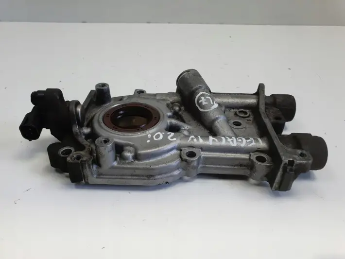 Subaru Legacy IV 2.0 B POMPOA OLEJU olejowa