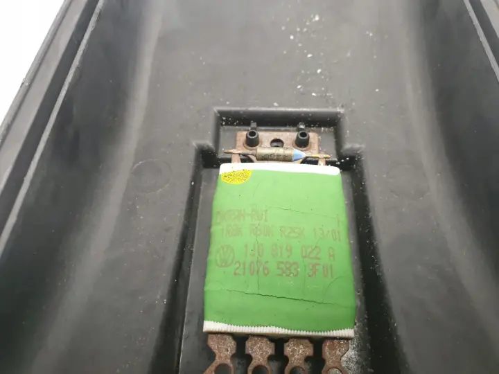 Seat Cordoba II REZYSTOR DMUCHAWY Nawiewu