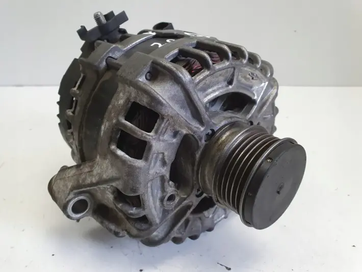 Volvo V70 III 2.0 D3 ALTERNATOR