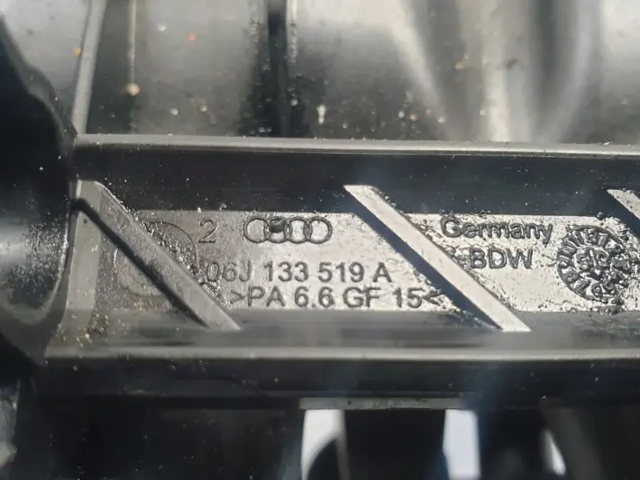 Audi A3 II 8P 1.8 TFSI KOLEKTOR SSĄCY 06J133201AB