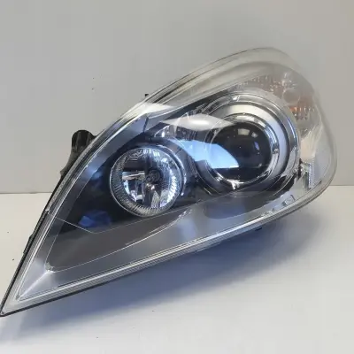 Volvo V60 S60 II 10-13r PRZEDNIA LAMPA LEWA lewy przód XENON 31383062