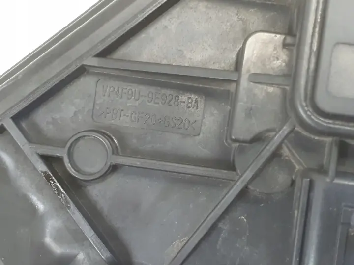 Ford Focus MK2 II 1.6 16V PRZEPUSTNICA VP4F9U-9E928-BA