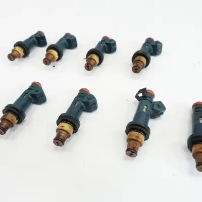 Jaguar XJ XJ8 X308 3.2 V8 WTRYSKIWACZ wtrysk