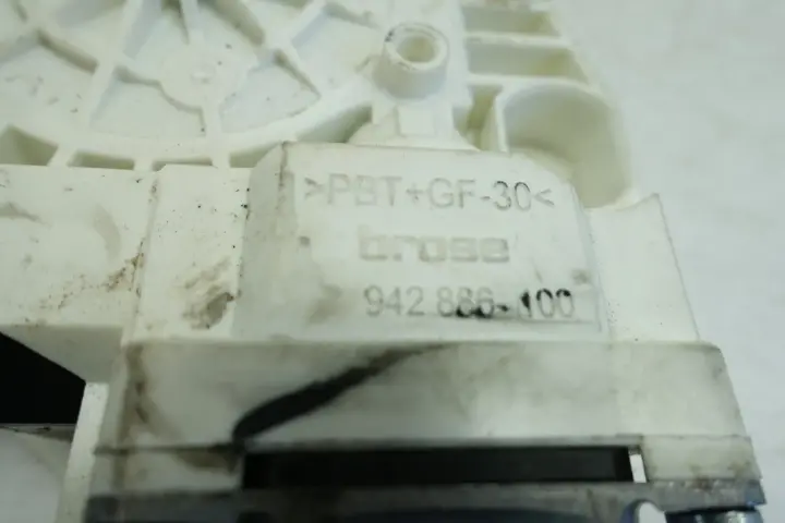 9b4db98e3d01f050928edc5fa03273f1