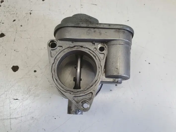 VW Golf V Audi A3 2.0 TDI PRZEPUSTNICA 038128063M
