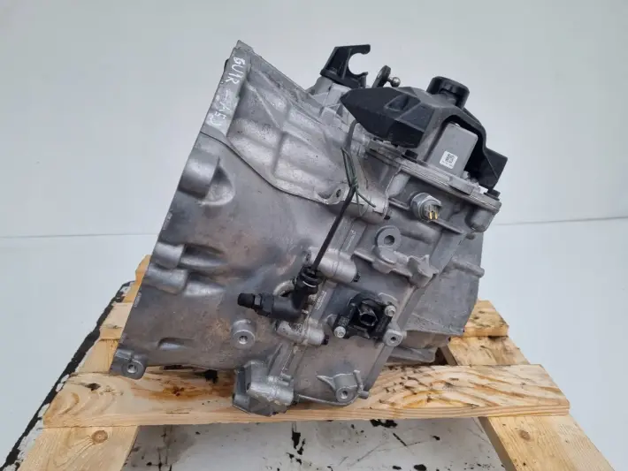 Volvo S60 II V60 2.0 D4 SKRZYNIA BIEGÓW manualna GU1R-7002-AEC