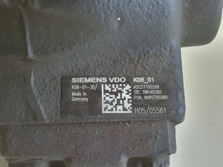 Ford S-Max 2.0 TDCI POMPA WTRYSKOWA paliwa 9685705080