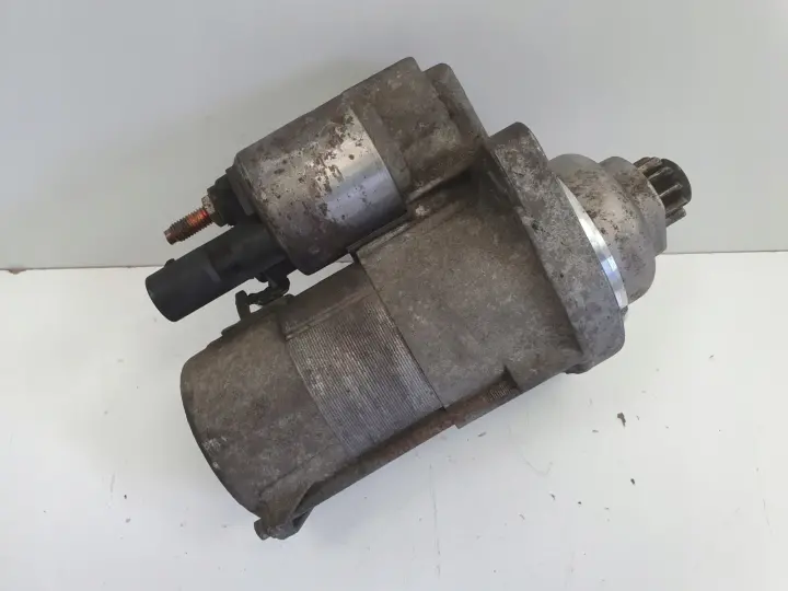 VW Golf V 1.9 TDI ROZRUSZNIK valeo 02Z911023H