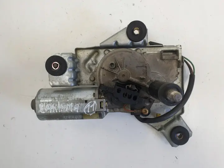 Mitsubishi Carisma SILNICZEK TYLNEJ WYCIERACZKI 0390206517