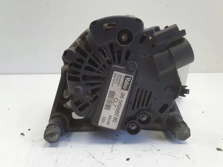 Peugeot 207 1.4 8V ALTERNATOR 9656956080 CL7