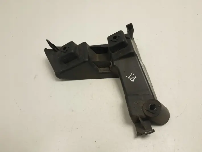 Volvo V70 III PRAWY TYLNY ŚLIZG ZDERZAKA Tył