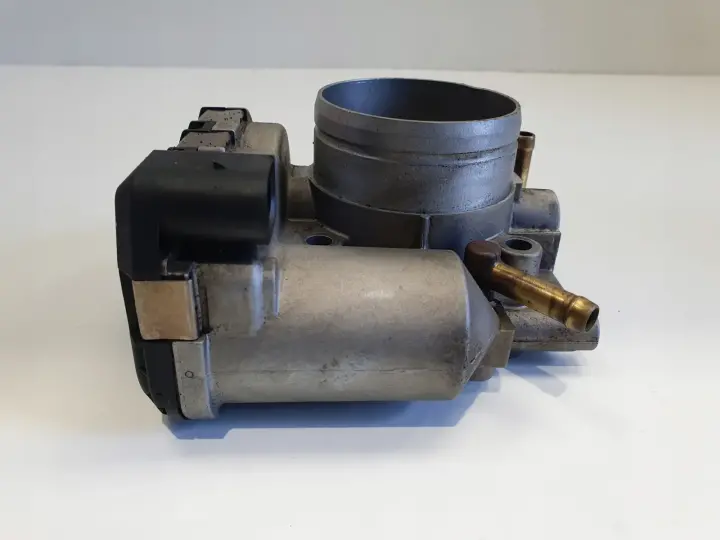 Seat Leon I 1.8 20V PRZEPUSTNICA 0280750026 06A133062F