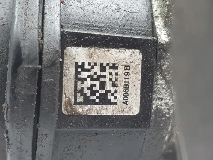 60d1878dd1d2ede42be22d93c601ace8