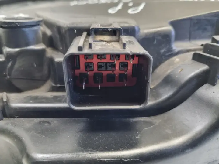 Volvo S80 II V70 III XC70 II PRZEDNIA LAMPA PRAWA PRAWY PRZÓD 31214169