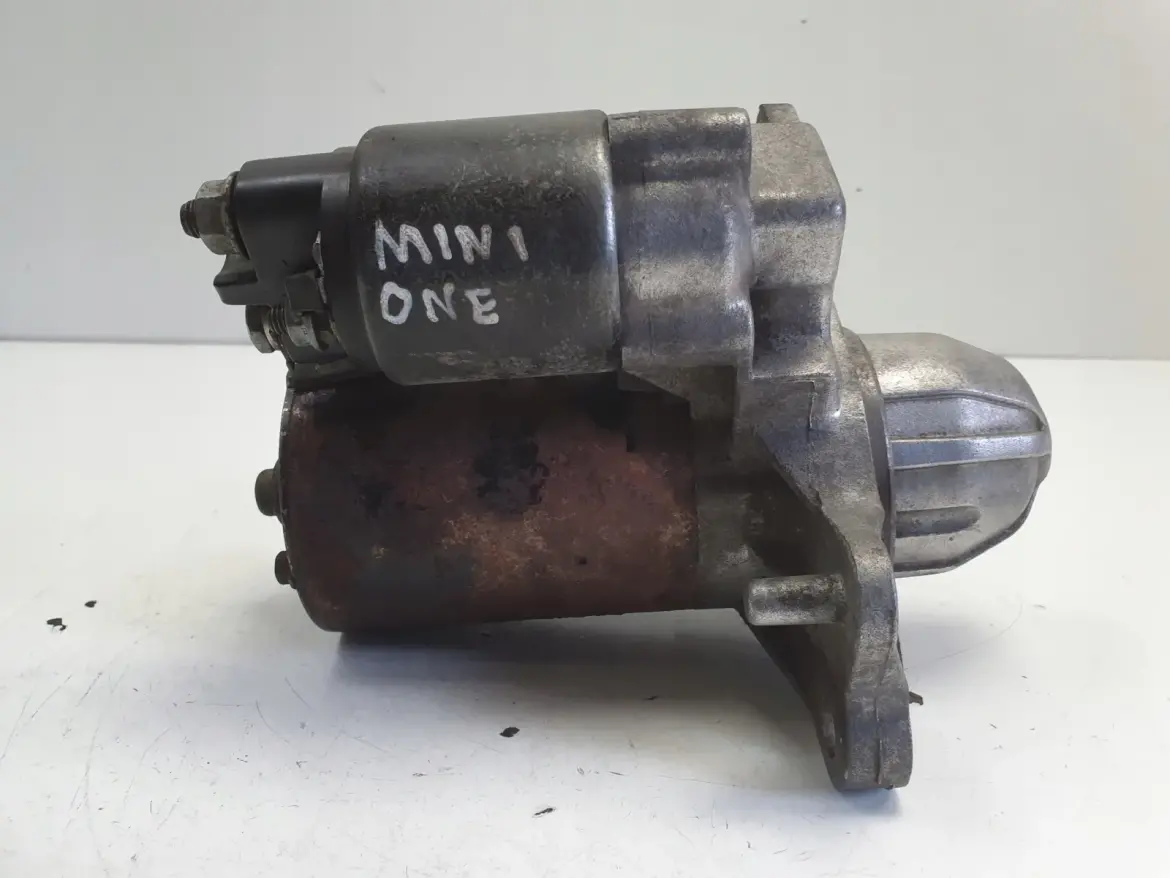 Mini One R50 R53 1.6 16V ROZRUSZNIK bosch 0001106019