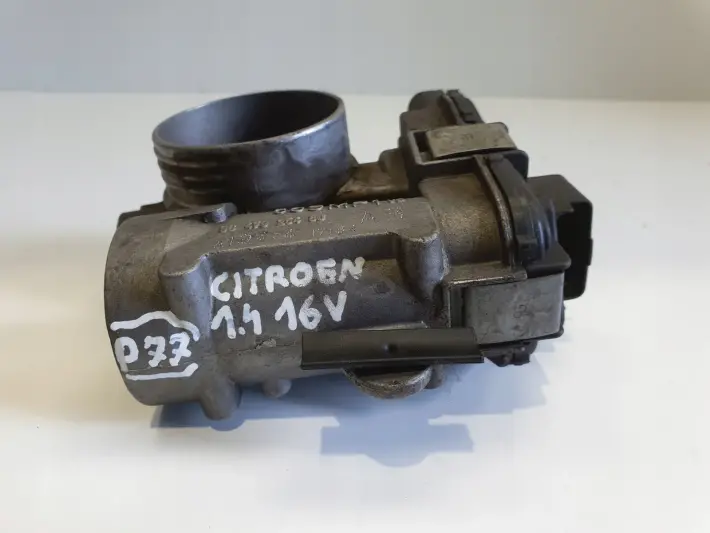 Citroen C4 1.4 16V PRZEPUSTNICA 9647925480