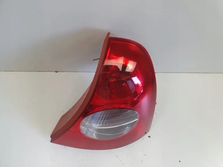 Renault Clio II lift 01-12r TYLNA LAMPA PRAWA prawy tył pasażera X65PH2