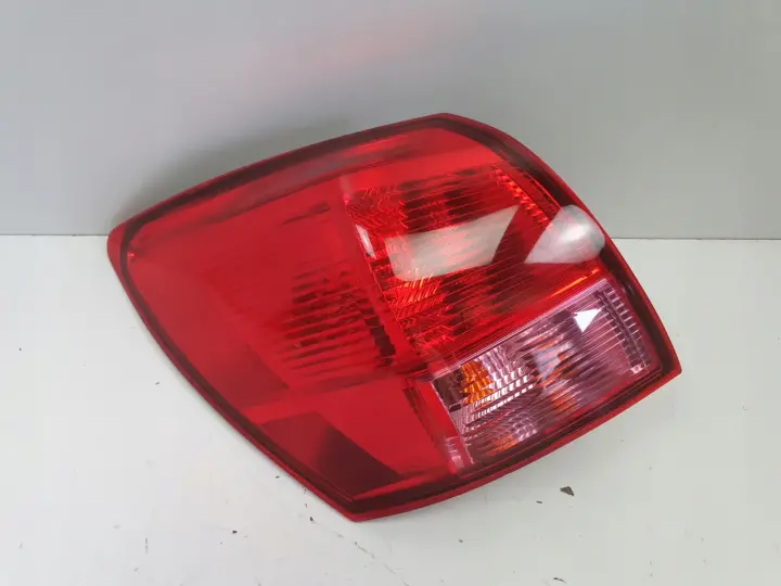 Nissan Qashqai I J10 06-09r TYLNIA LAMPA LEWA LEWY TYŁ kierowcy 39070311