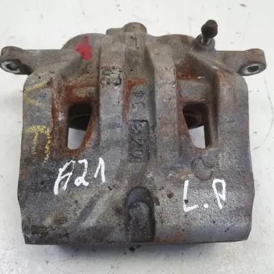 Lexus RX RAV4 PRZEDNI ZACISK HAMULCOWY lewy przód Kierowcy