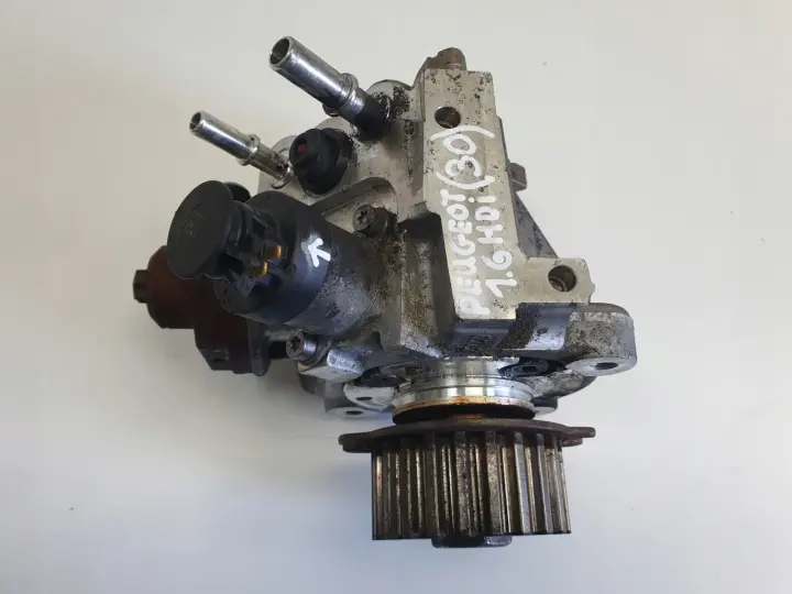 Peugeot Partner III 1.6 E-HDI HDI POMPA WTRYSKOWA 0445010516
