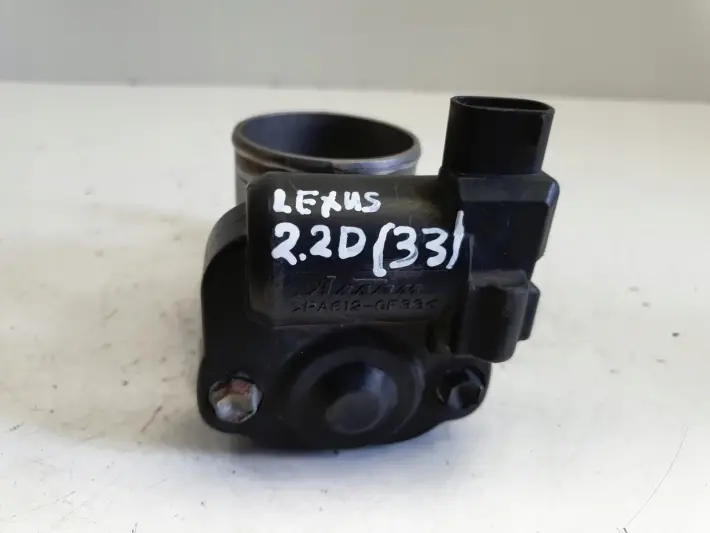 Lexus IS IS220 2.2 D-CAT PRZEPUSTNICA 192300-2010