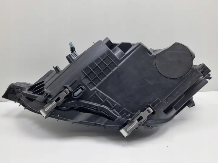 Volvo XC60 II FULL LED PRZEDNIA LAMPA PRAWA prawy przód EUROPA 32337383