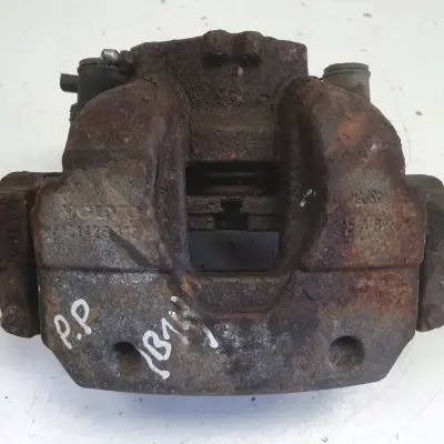 Volvo S60 II XC60 I PRZEDNI ZACISK HAMULCOWY Prawy przód PASAŻERA 31423312