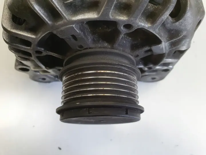 Audi A3 8L Golf IV Seat Leon 1.9 TDI ALTERNATOR Valeo 038903023S 120A