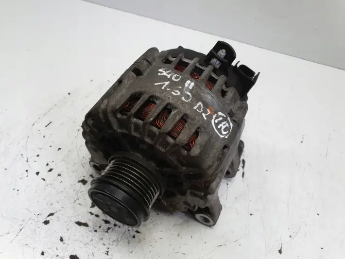 Volvo S40 II 1.6 D2 ALTERNATOR Valeo 30659390 150A