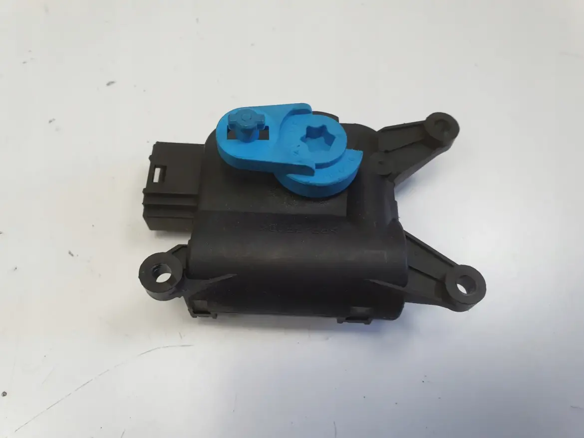 Audi Seat Skoda Vw SILNICZEK KLAP NAGRZEWNICY 1K1907511E 0132801343