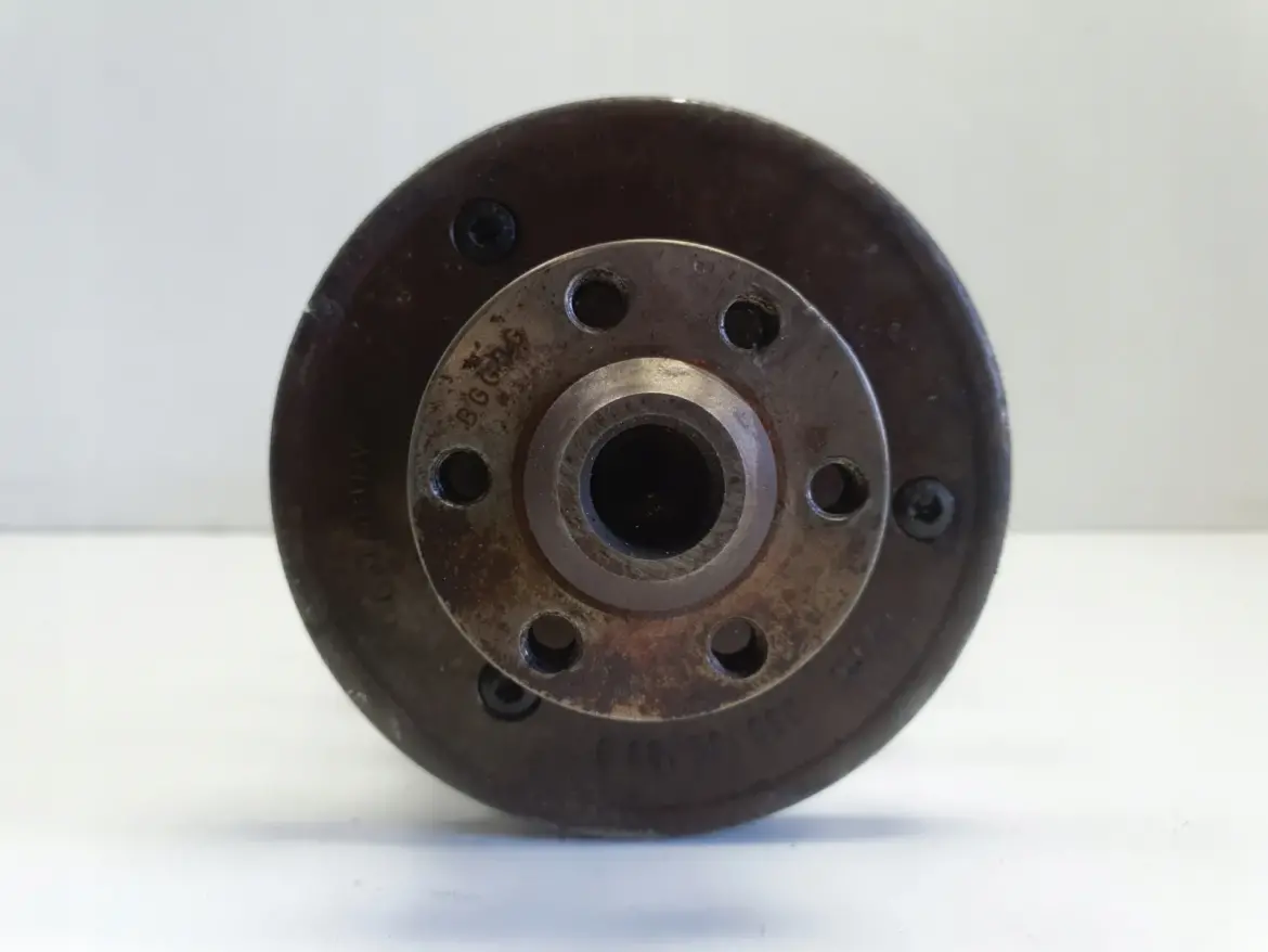 Skoda Octavia II 2.0 FSI WAŁ KORBOWY 8DA50859