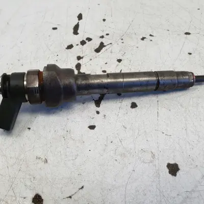 BMW E87 E90 E91 2.0 D WTRYSKIWACZ wtrysk 0445110289