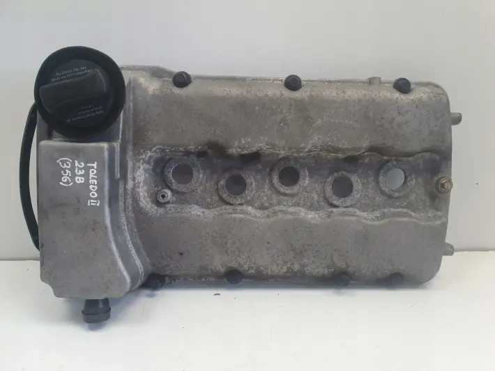 Seat Toledo II 2.3 V5 POKRYWA ZAWORÓW 066103475J