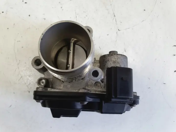 Ford Focus MK3 1.0 EcoBoost PRZEPUSTNICA CM5G-9F991-FA