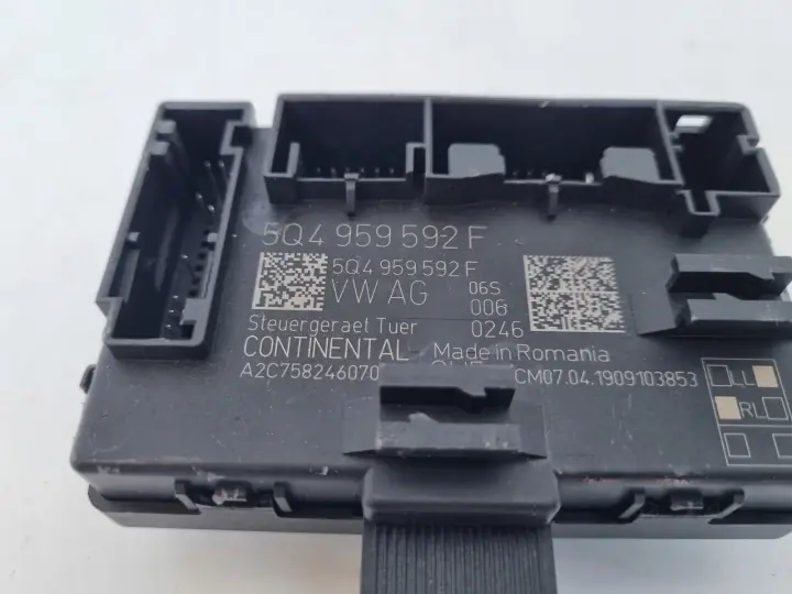 Audi Vw Skoda MODUŁ STEROWNIK Drzwi 5Q4959592F