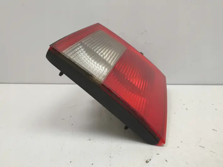 Saab 95 9-5 LIFT KOMBI TYLNA LAMPA LEWA lewy tył